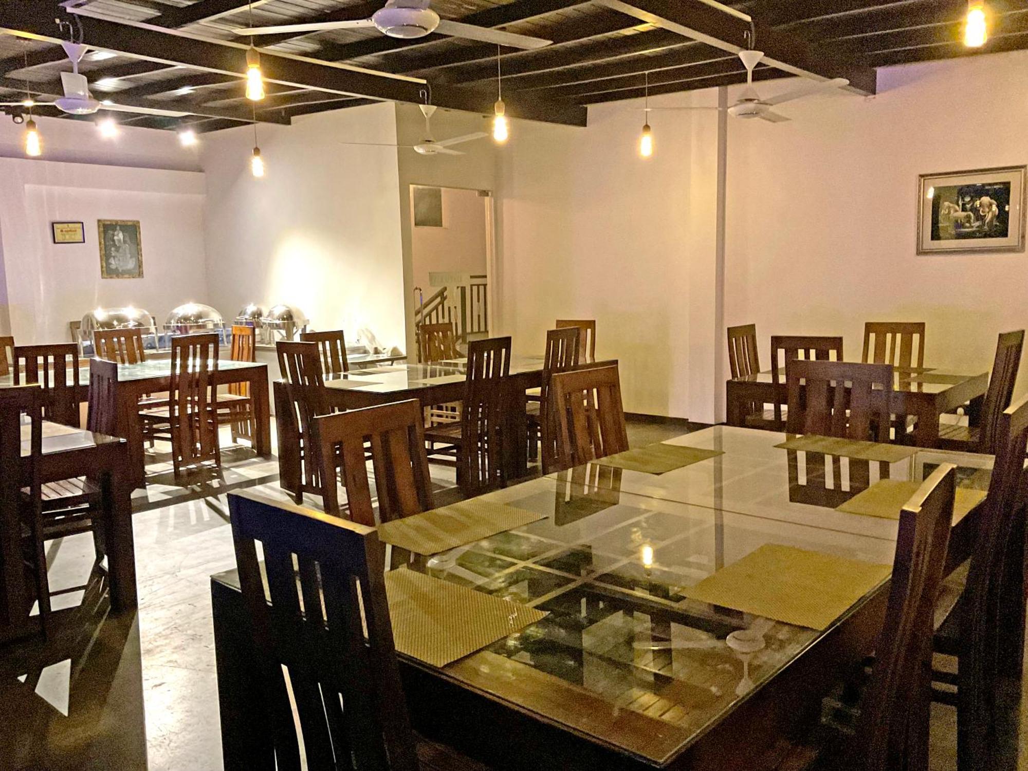 קטרגמה Grand Detagamuwa Hotel מראה חיצוני תמונה