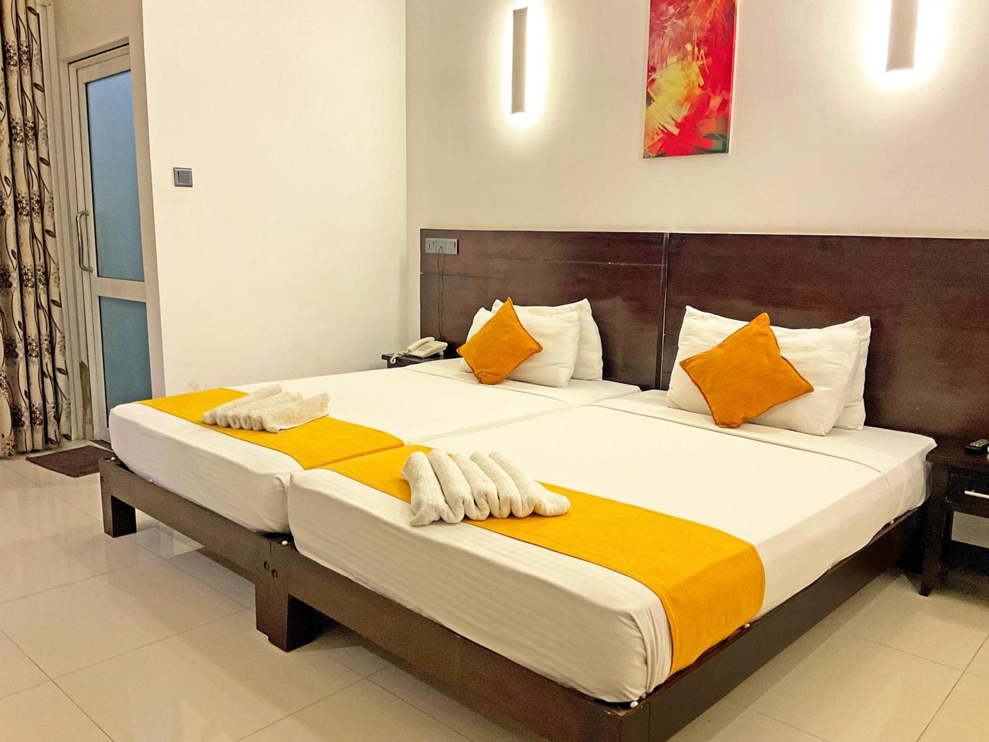 קטרגמה Grand Detagamuwa Hotel מראה חיצוני תמונה